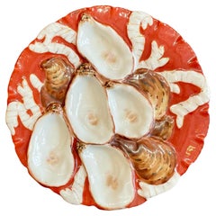 Antiquités françaises Haviland & Co. Assiette à huîtres en porcelaine rouge de Limoges à motif de dinde.
