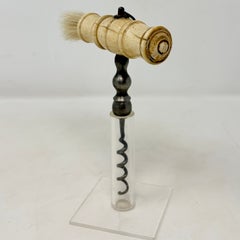 Sacacorchos inglés antiguo de la época victoriana, de la marca Henshall, fabricado en hueso de buey y acero, con cepillo para el tornillo.