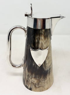 Cruche antique victorienne anglaise en corne de bovin plaquée argent, vers les années 1890