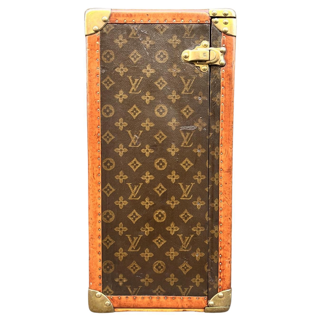 Ottone Louis Vuitton Traveling Lap Desk 65 in vendita