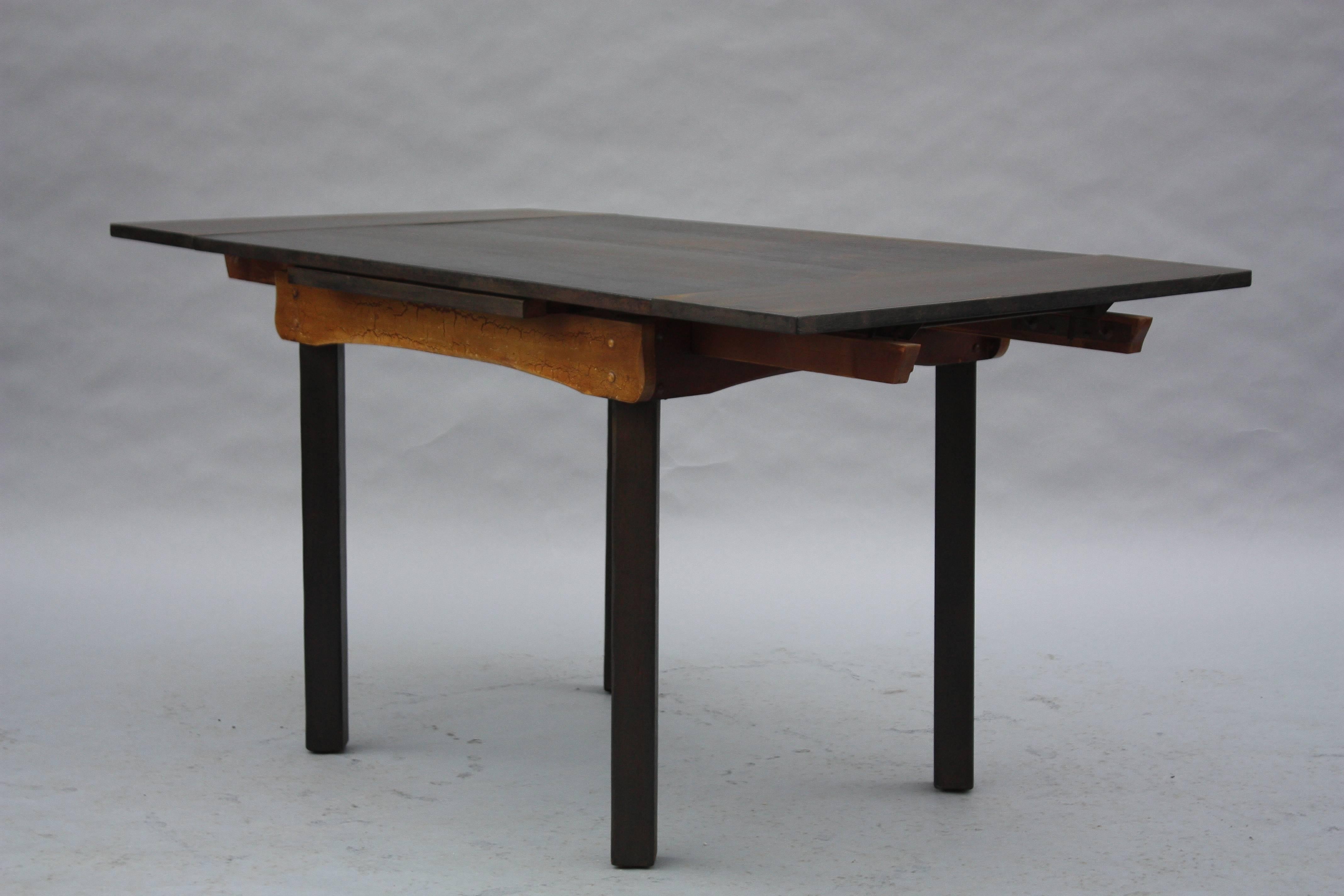 American Monterey Period Dining Room Table with Expandable Leaves