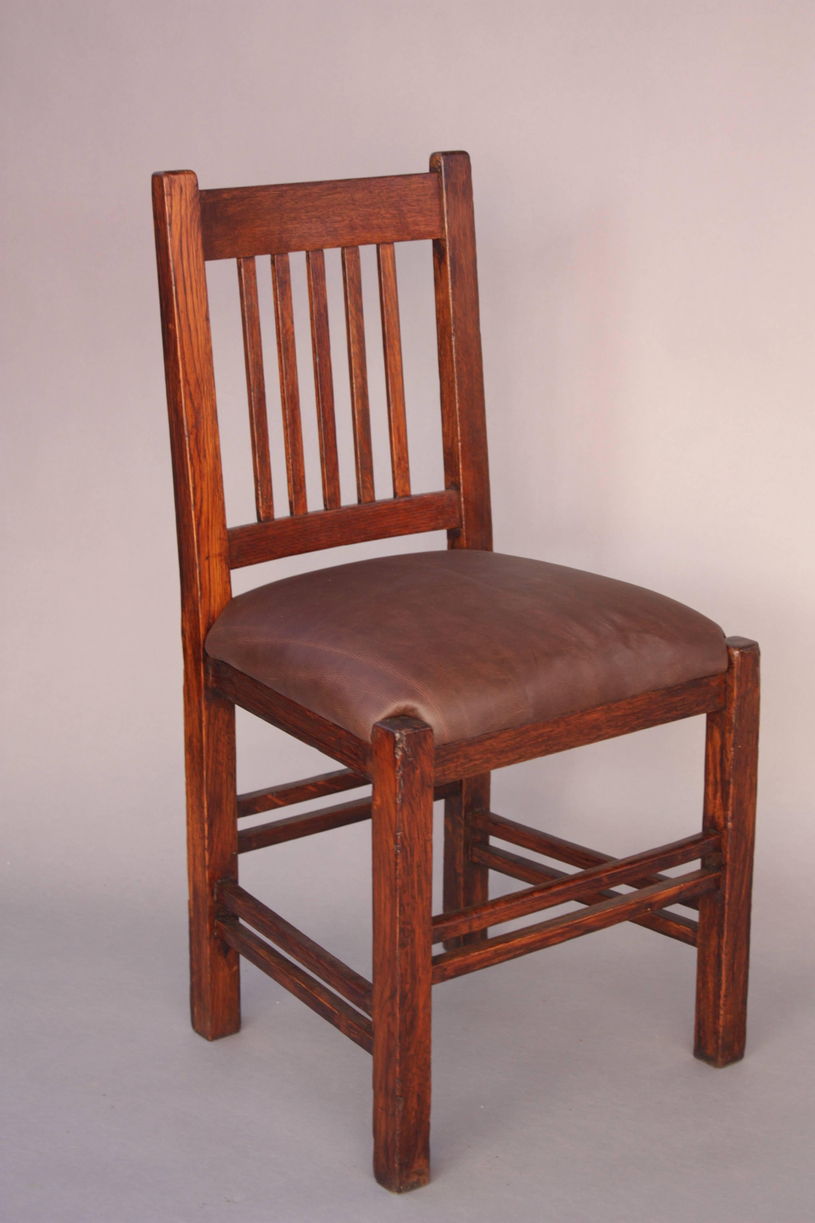 American Arts and Crafts Side Chair with Spindles