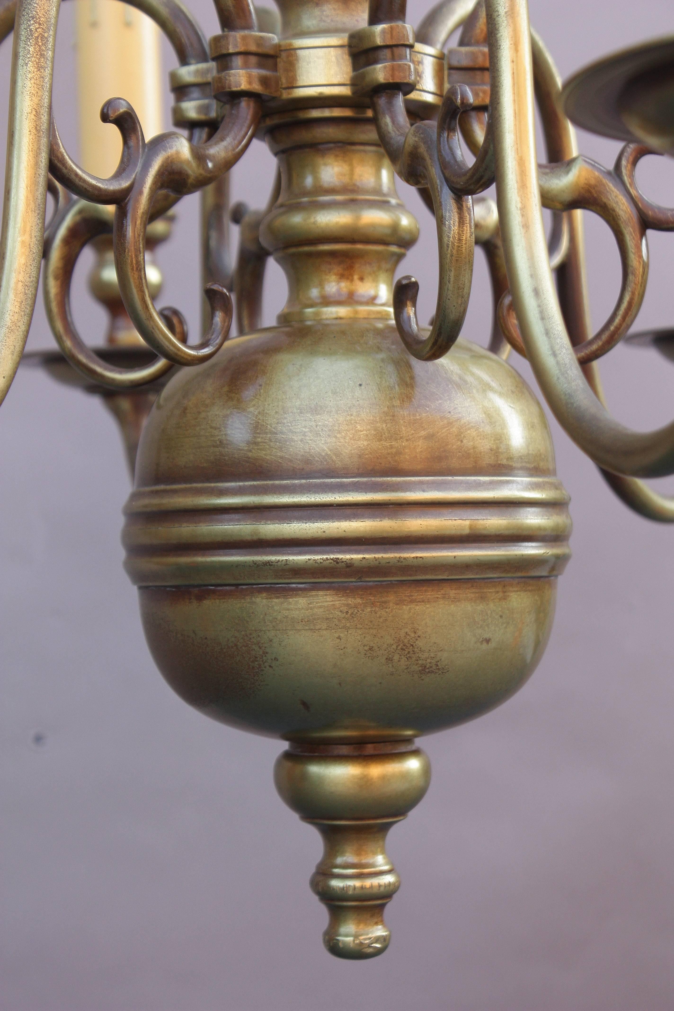 1920s Colonial Revival Brass Six-Arm Chandelier In Good Condition In Pasadena, CA