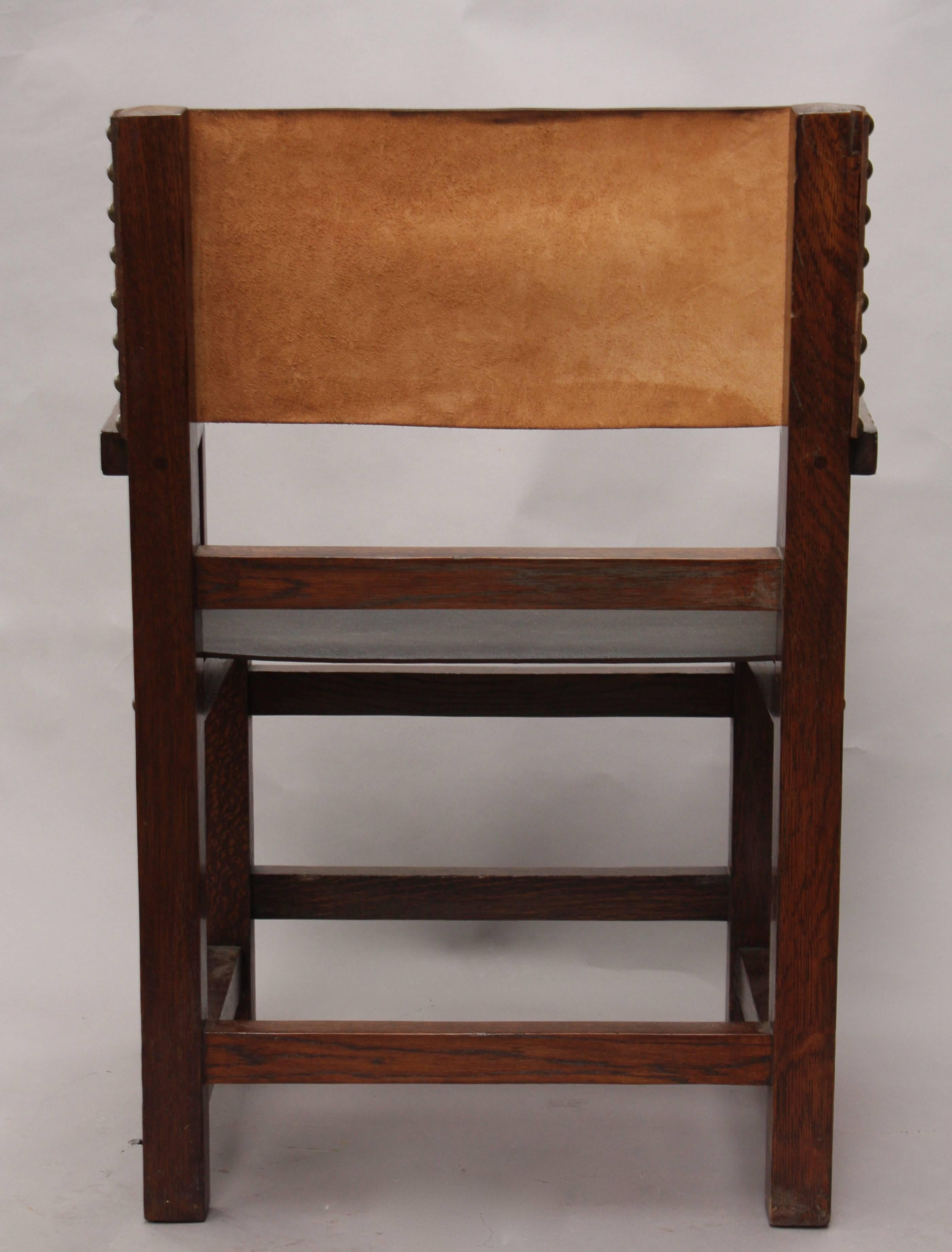 American 1910 Oak Armchair with Riveted Leather Upholstery For Sale