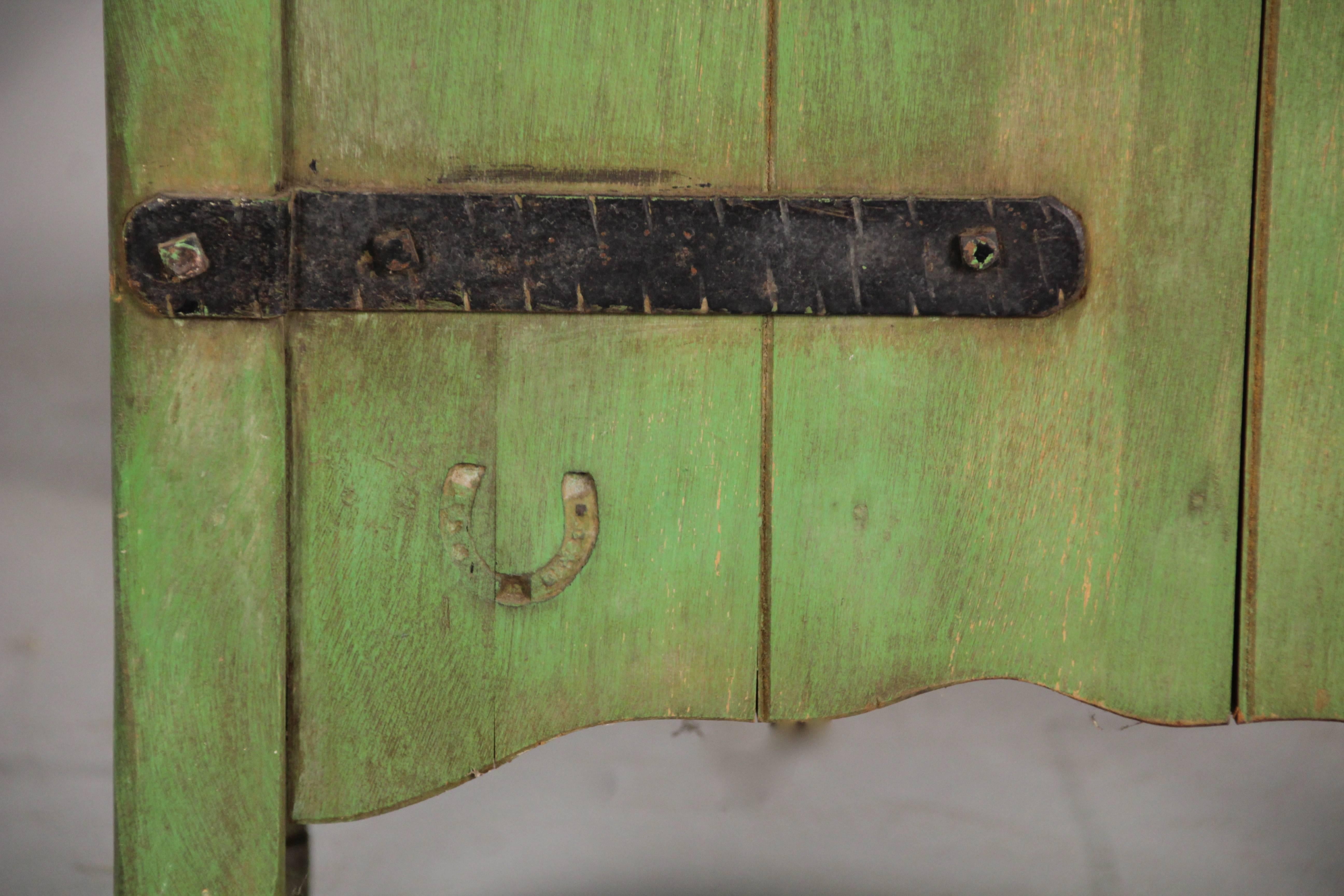 1930s All Original Spanish Green Monterey Desk In Good Condition In Pasadena, CA