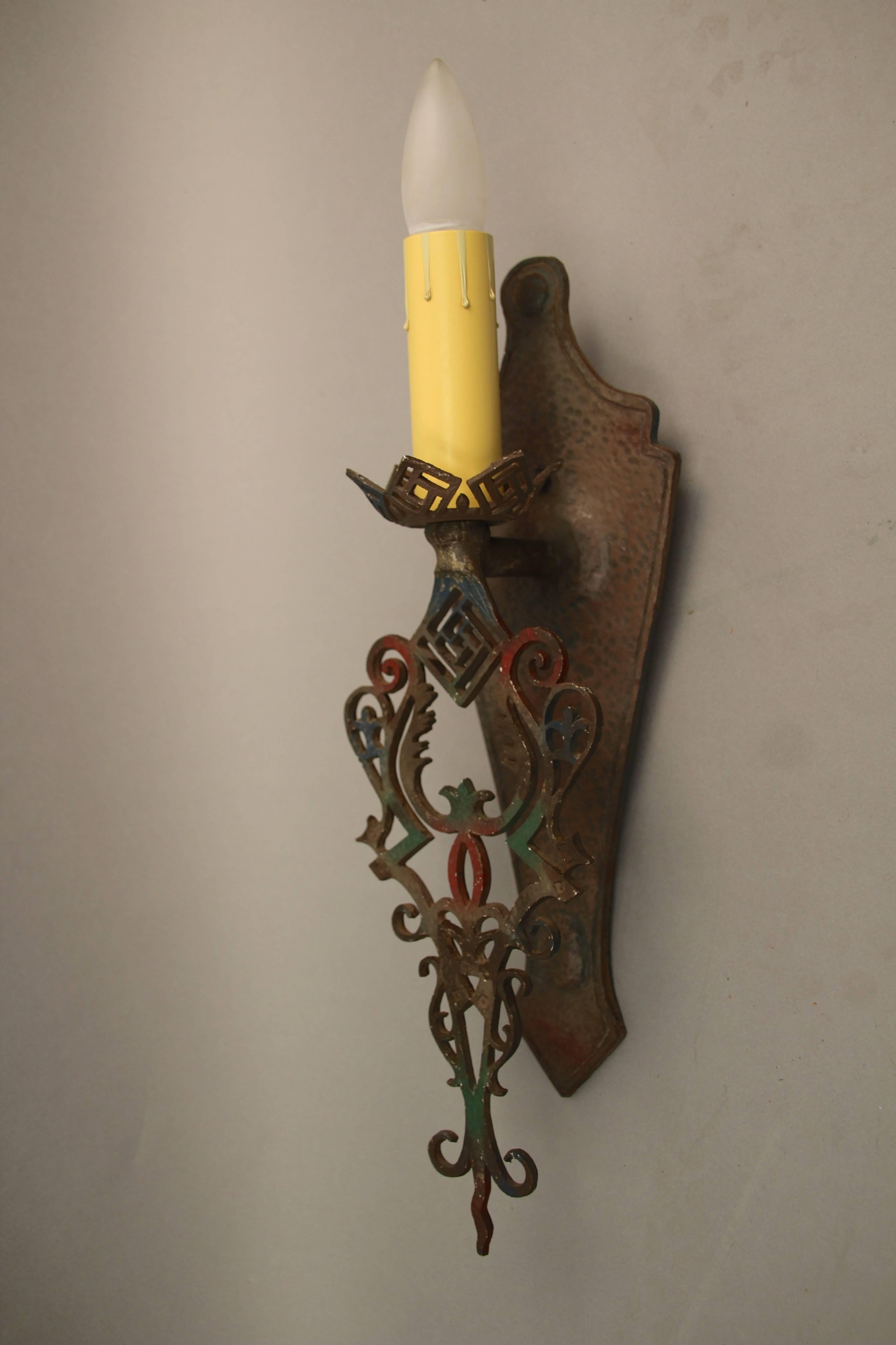 1 of 3 Single Polychrome 1920s Sconces In Good Condition For Sale In Pasadena, CA