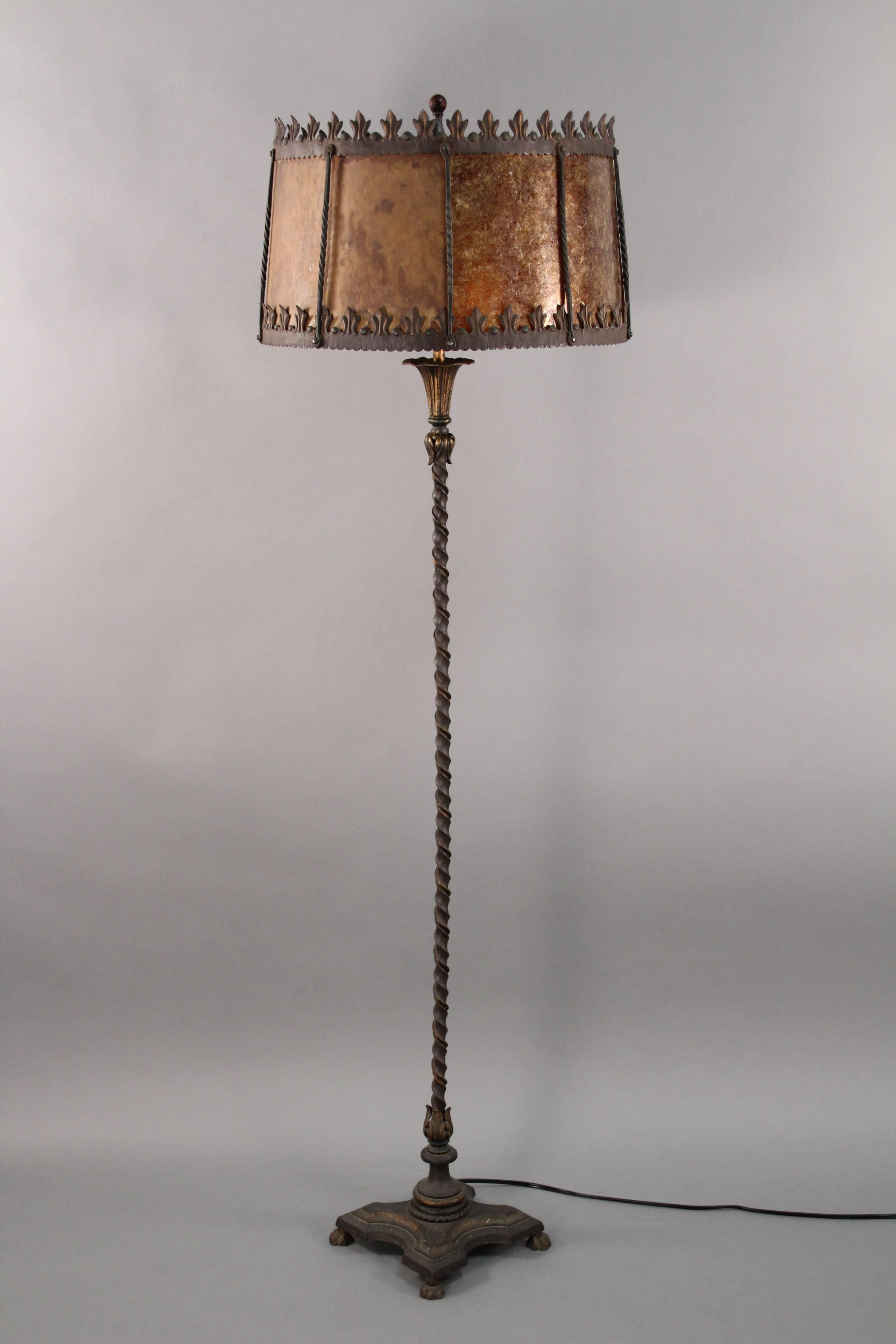 Classic Spanish Revival Floor Lamp with Mica, 1920s Antique In Good Condition In Pasadena, CA