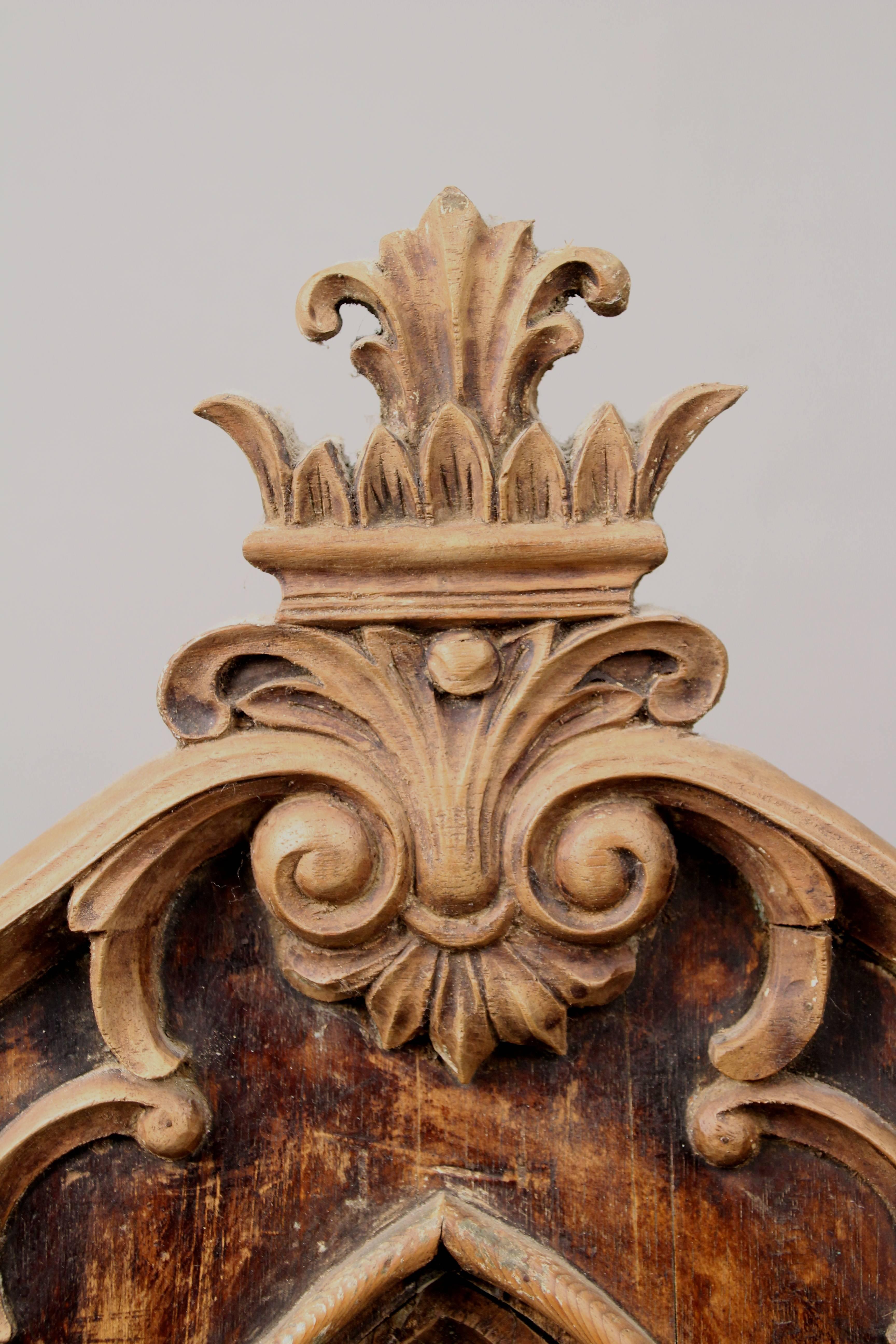 European Antique 19th Century Carved Italian Niche In Good Condition In Pasadena, CA