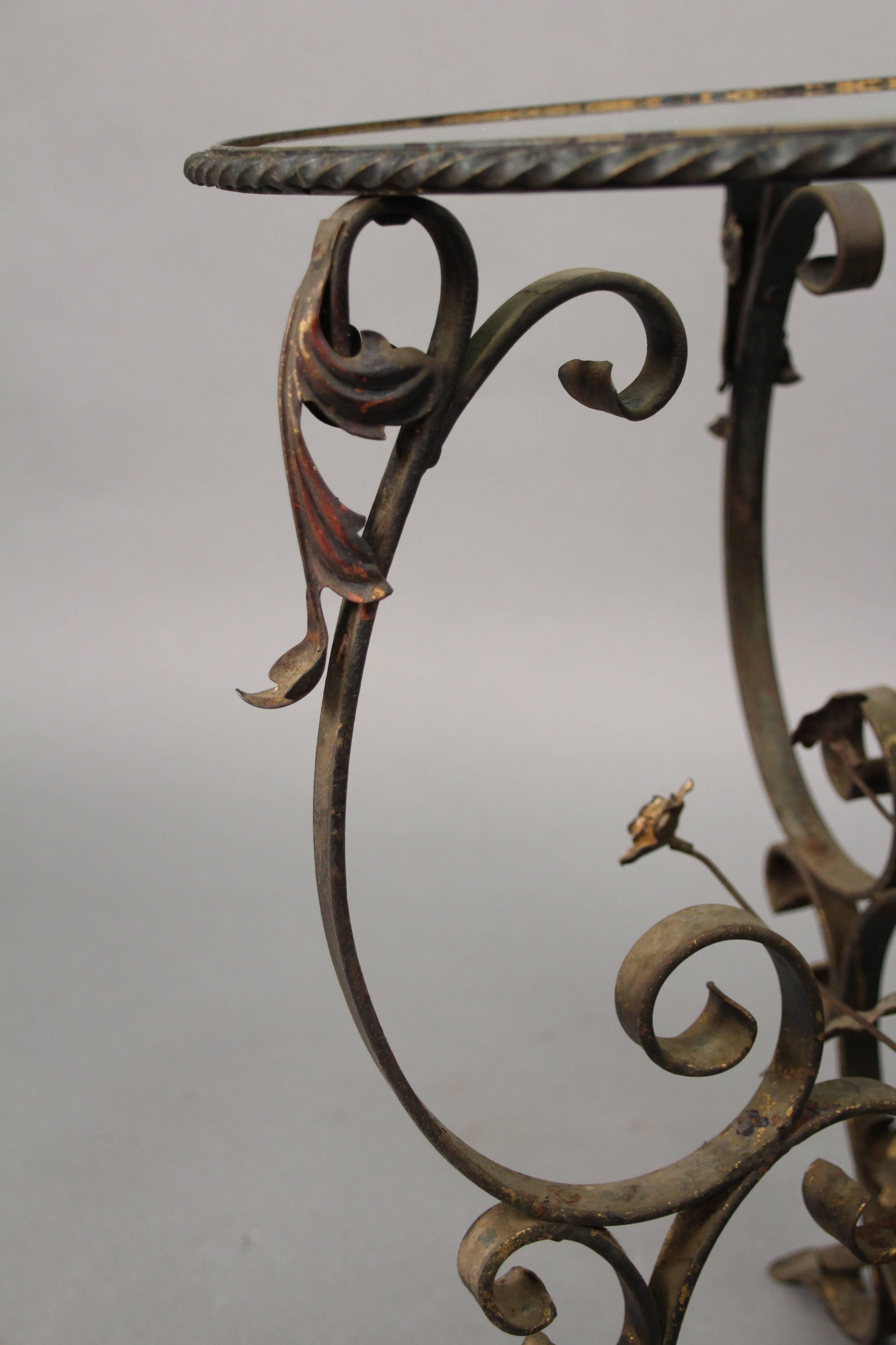 Antique 1920s Wrought Iron Garden Decorative Floral Glass Top Side Table In Good Condition In Pasadena, CA