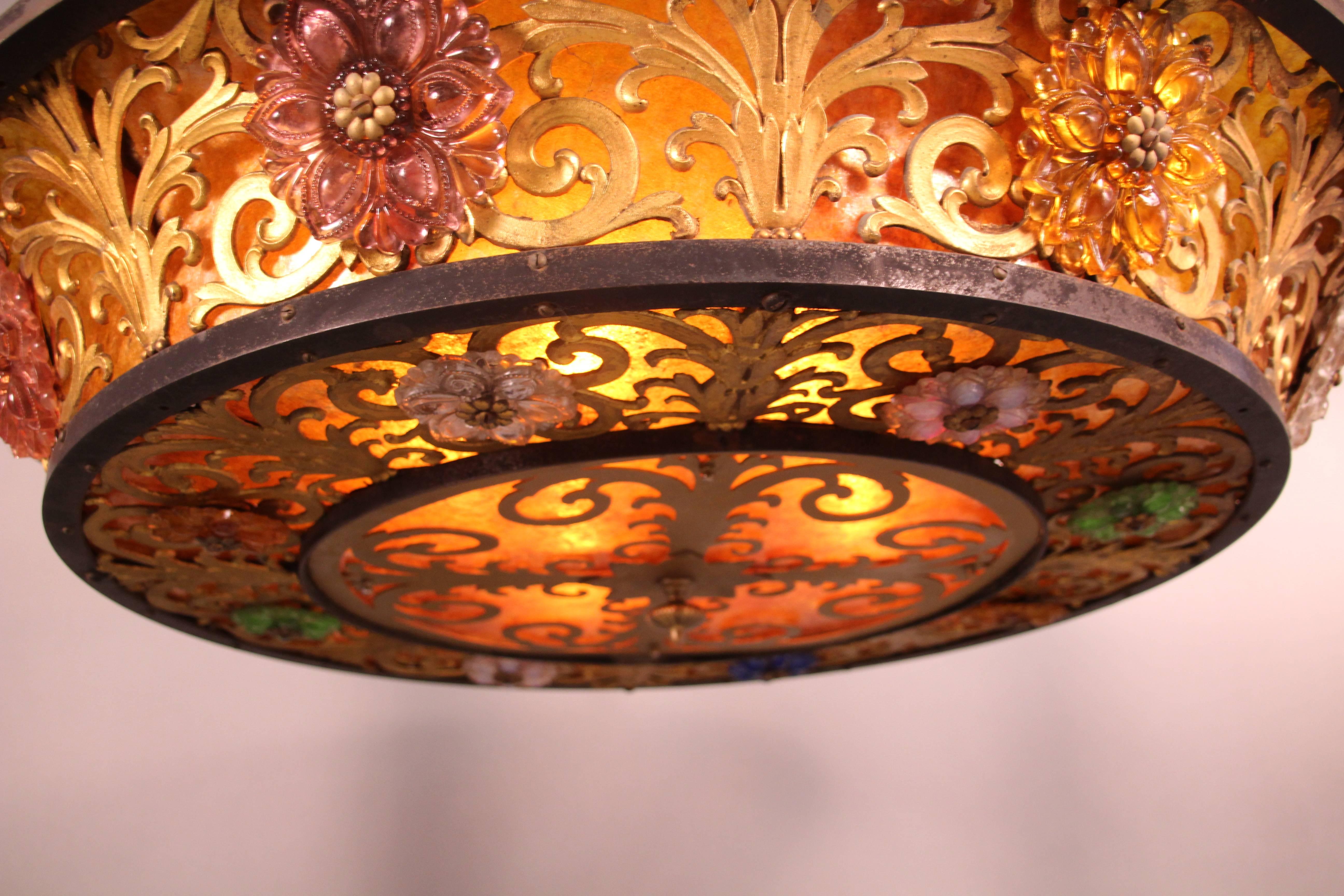 Outstanding large-scale 1920s chandelier with great Murano flowers, polychrome and mica. 
30.5