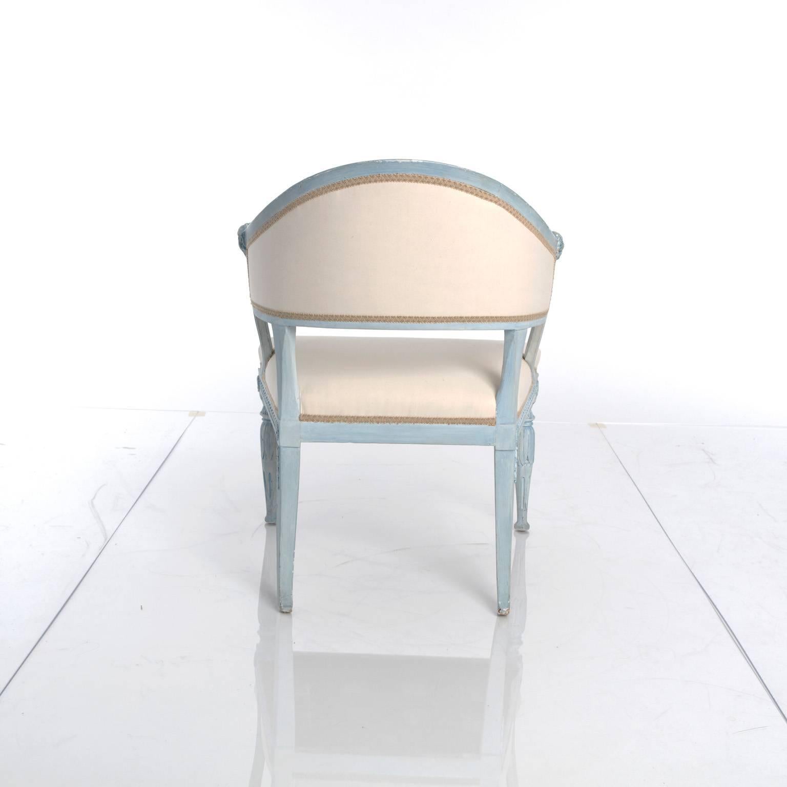 18th Century Pair of Blue-Painted Late Gustavian Tub Armchairs For Sale