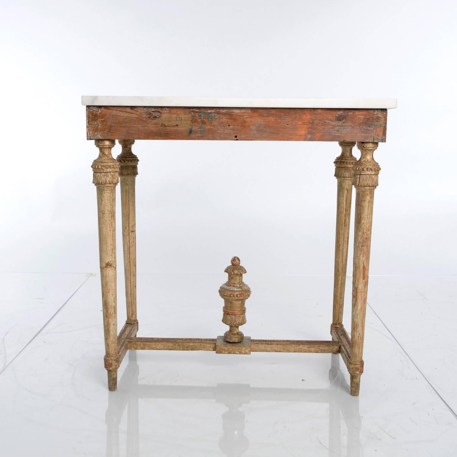 Giltwood Gustavian Console Table with Marble Top In Good Condition In Stamford, CT