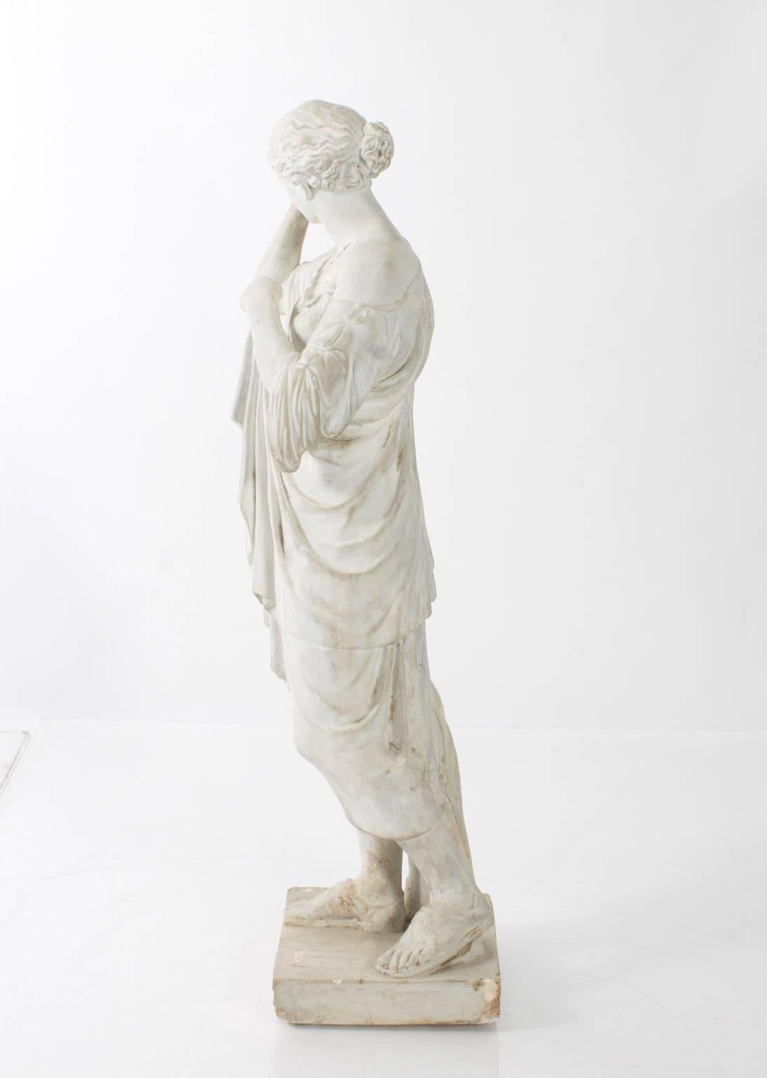 Classic Plaster Sculpture In Good Condition In Stamford, CT