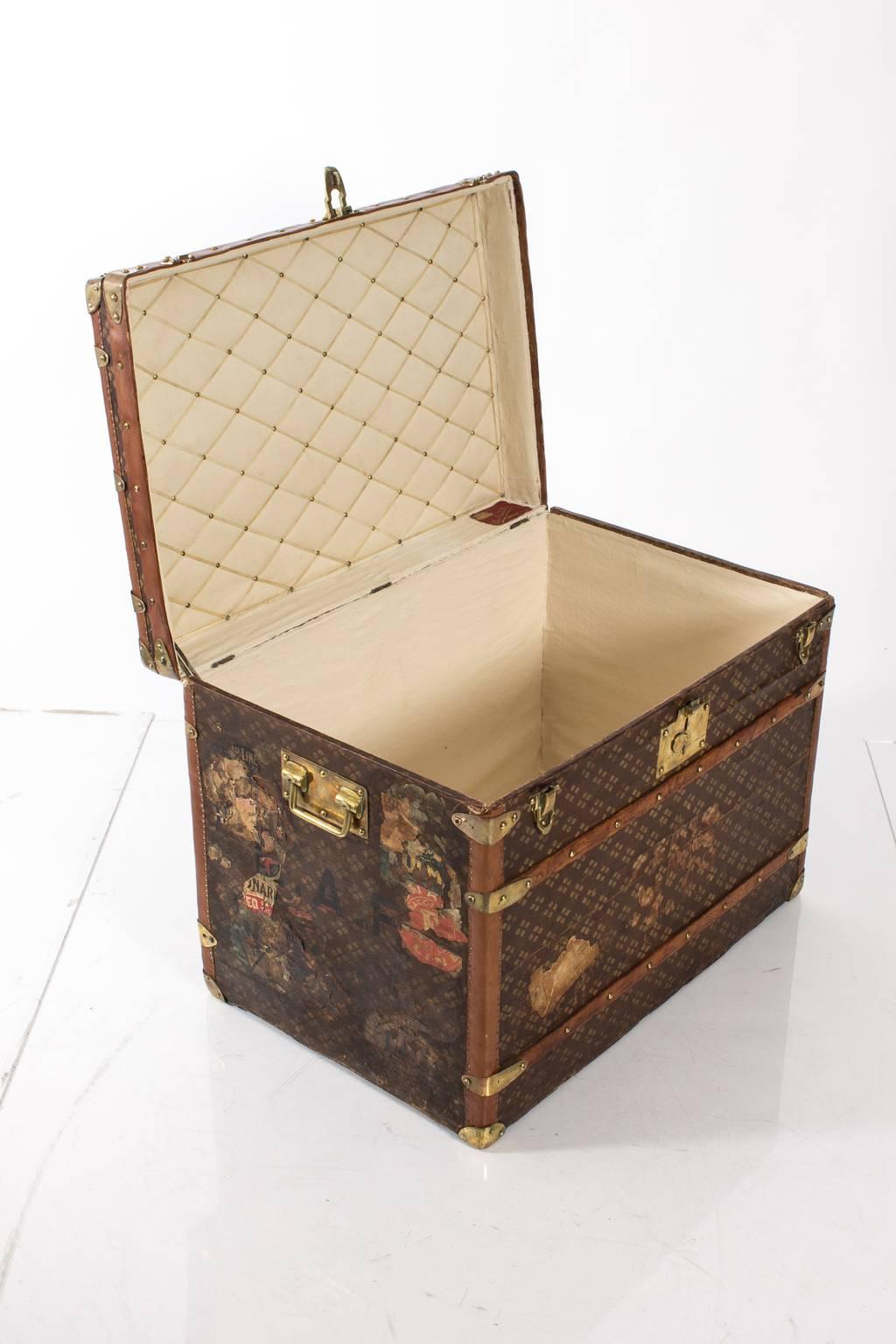 1920s Steamer Trunk In Fair Condition For Sale In Stamford, CT