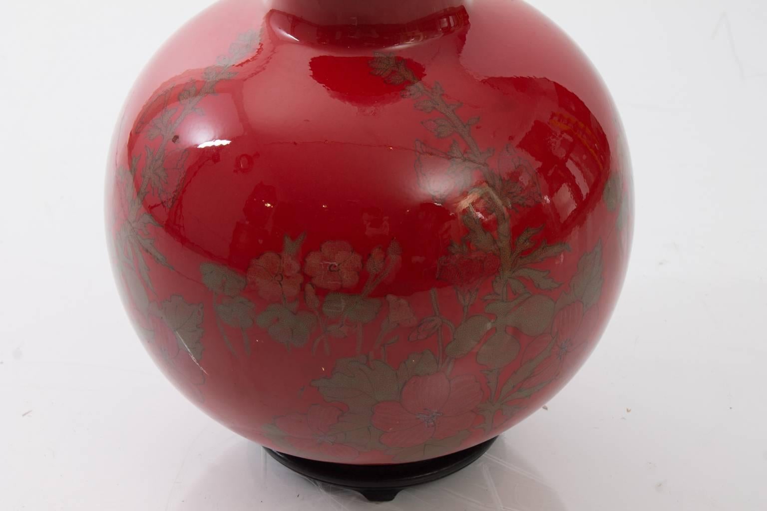 20th Century Red and Gold Chinoiserie Porcelain Lamps