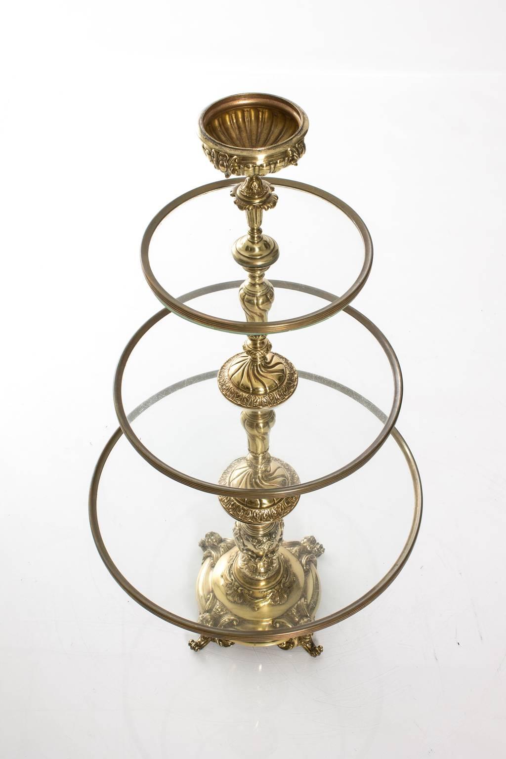 Brass Three-Tier Display Stand In Good Condition In Stamford, CT