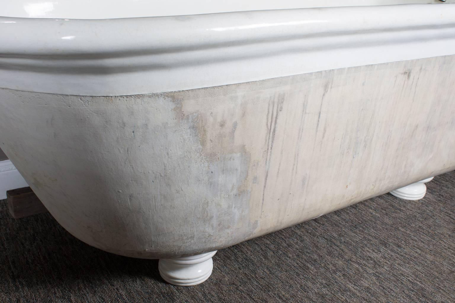 J.L. Mott Earthenware Tub 3