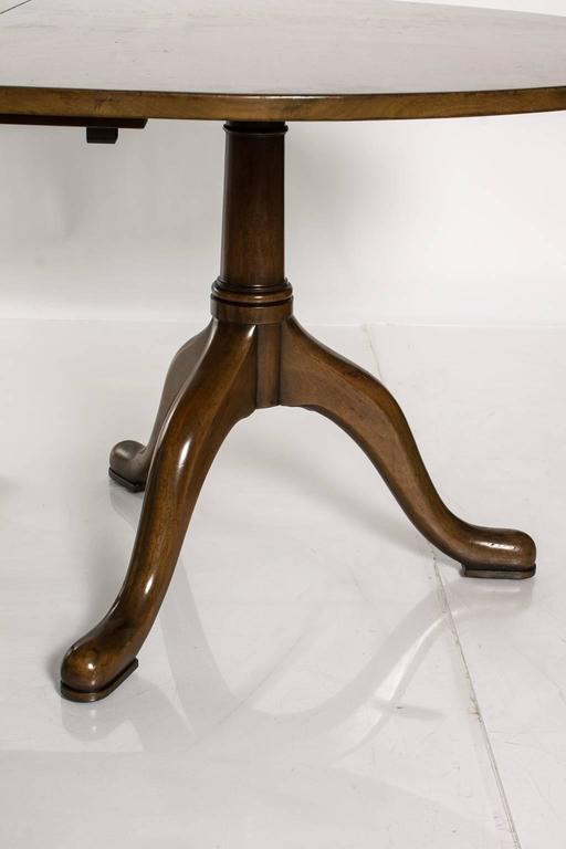 Queen Anne Pedestal Table For Sale at 1stDibs