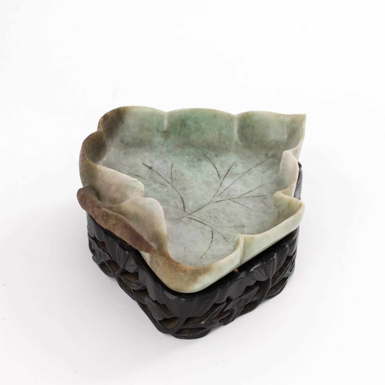 Chinoiserie Chinese Jade Inkwell Stand For Sale
