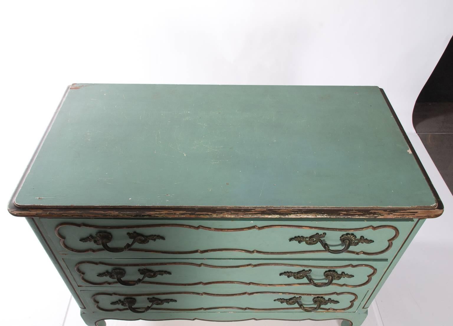 Painted Louis XV Style Commode In Good Condition In Stamford, CT