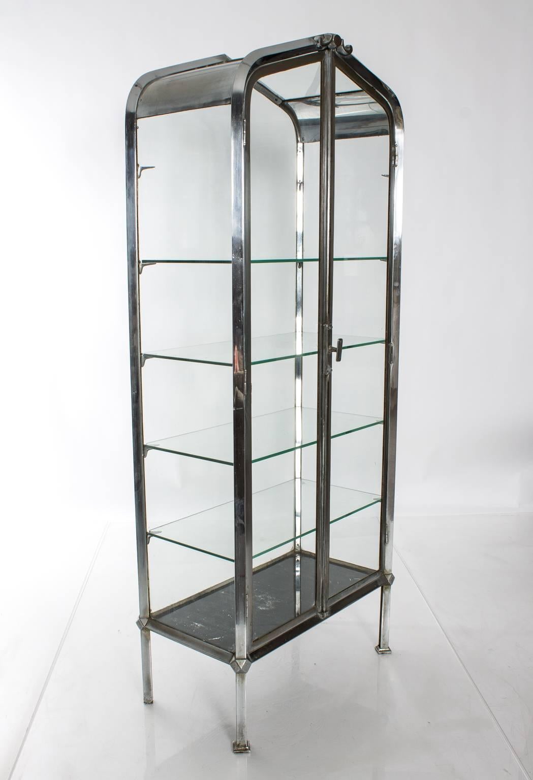 Art Deco style nickel-plated display cabinet.
 