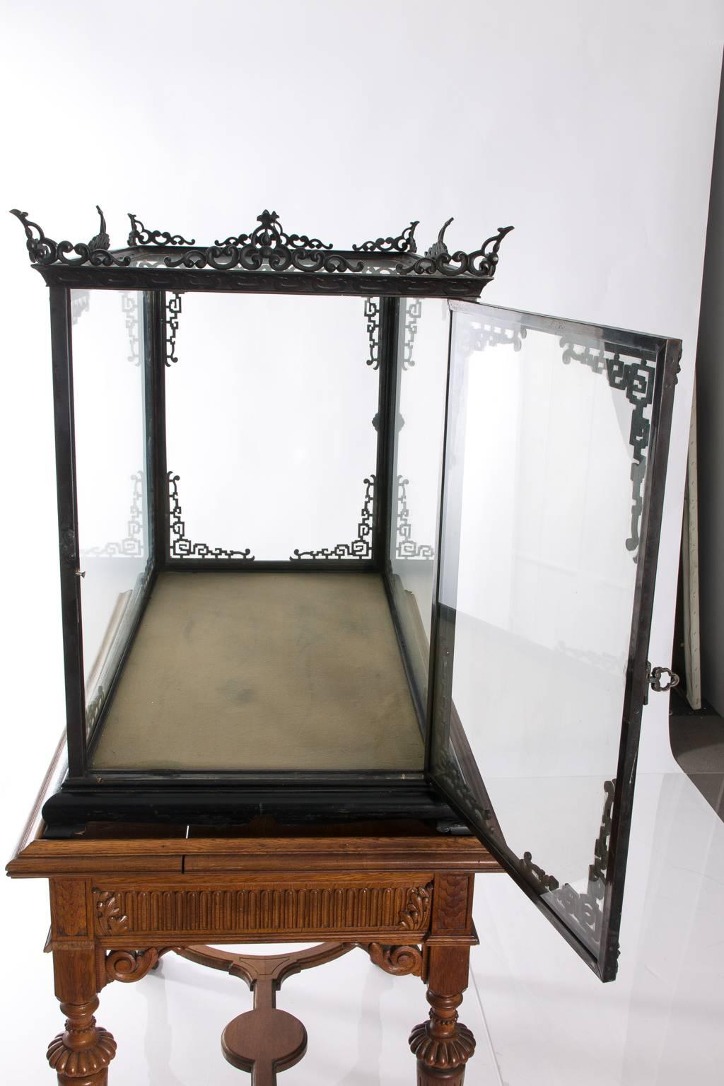 Chinoiserie Vitrines on Stands For Sale 6