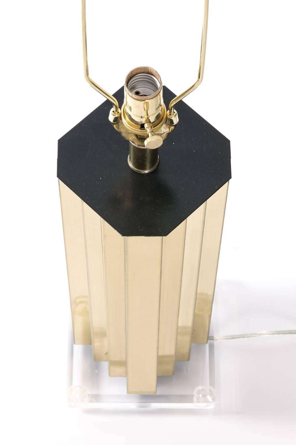 Brass and Lucite Skyscraper Table Lamps For Sale 3
