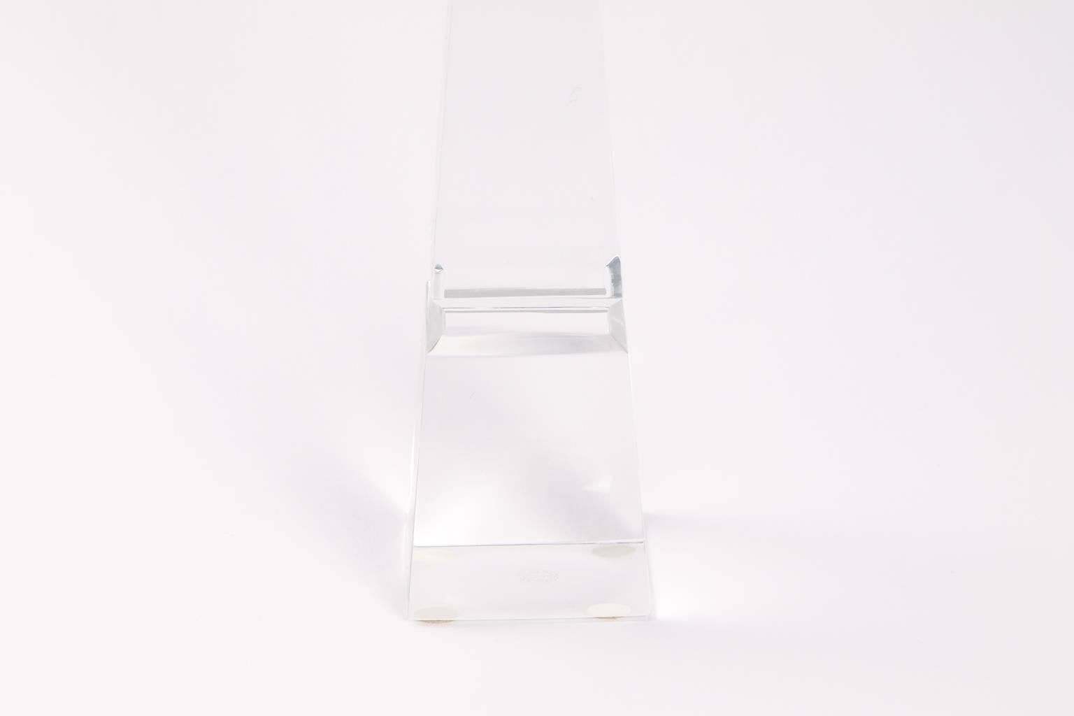 Crystal Baccarat decorative obelisk.
 