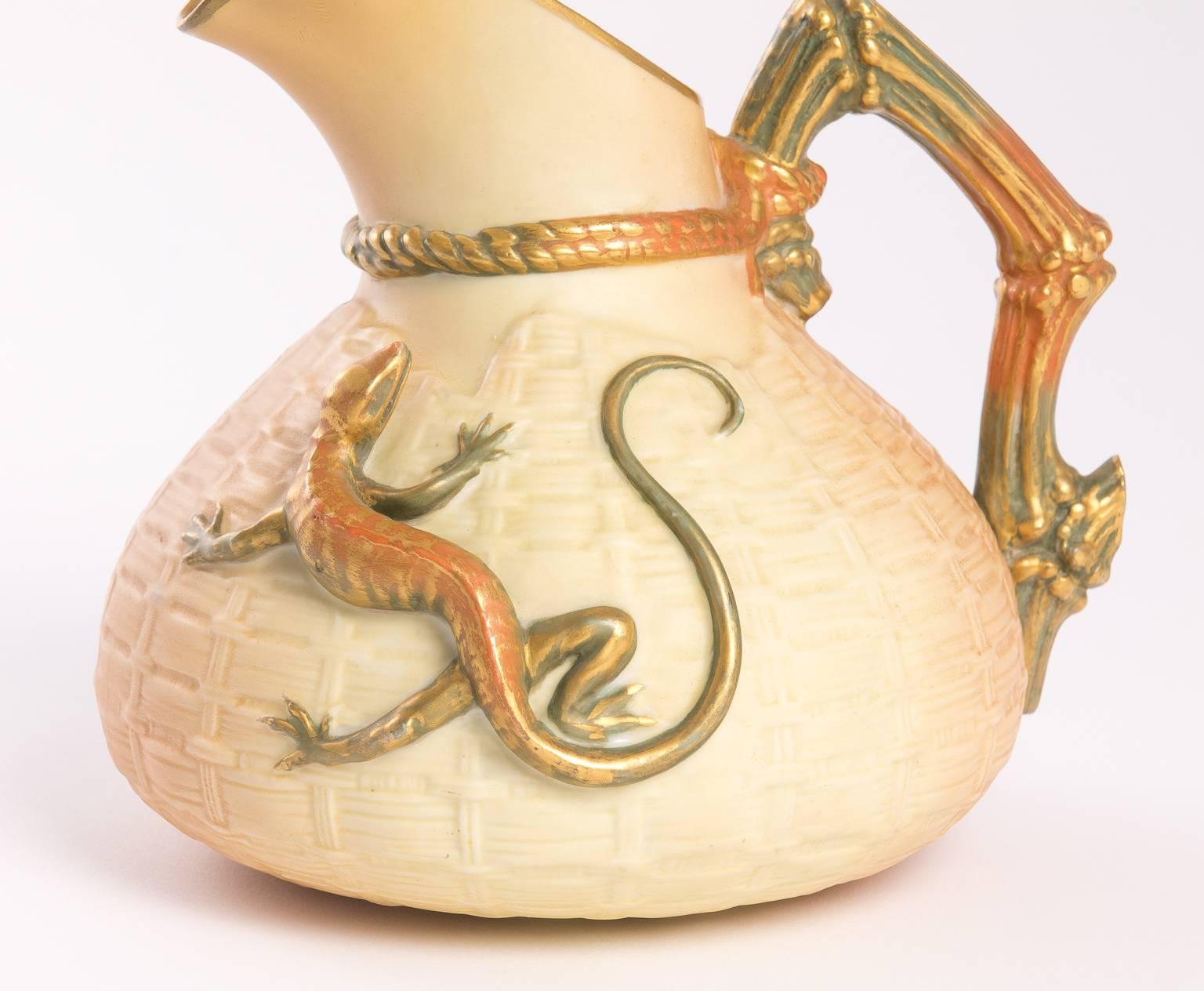 Royal Worcester Lizard Pitcher In Good Condition In Stamford, CT