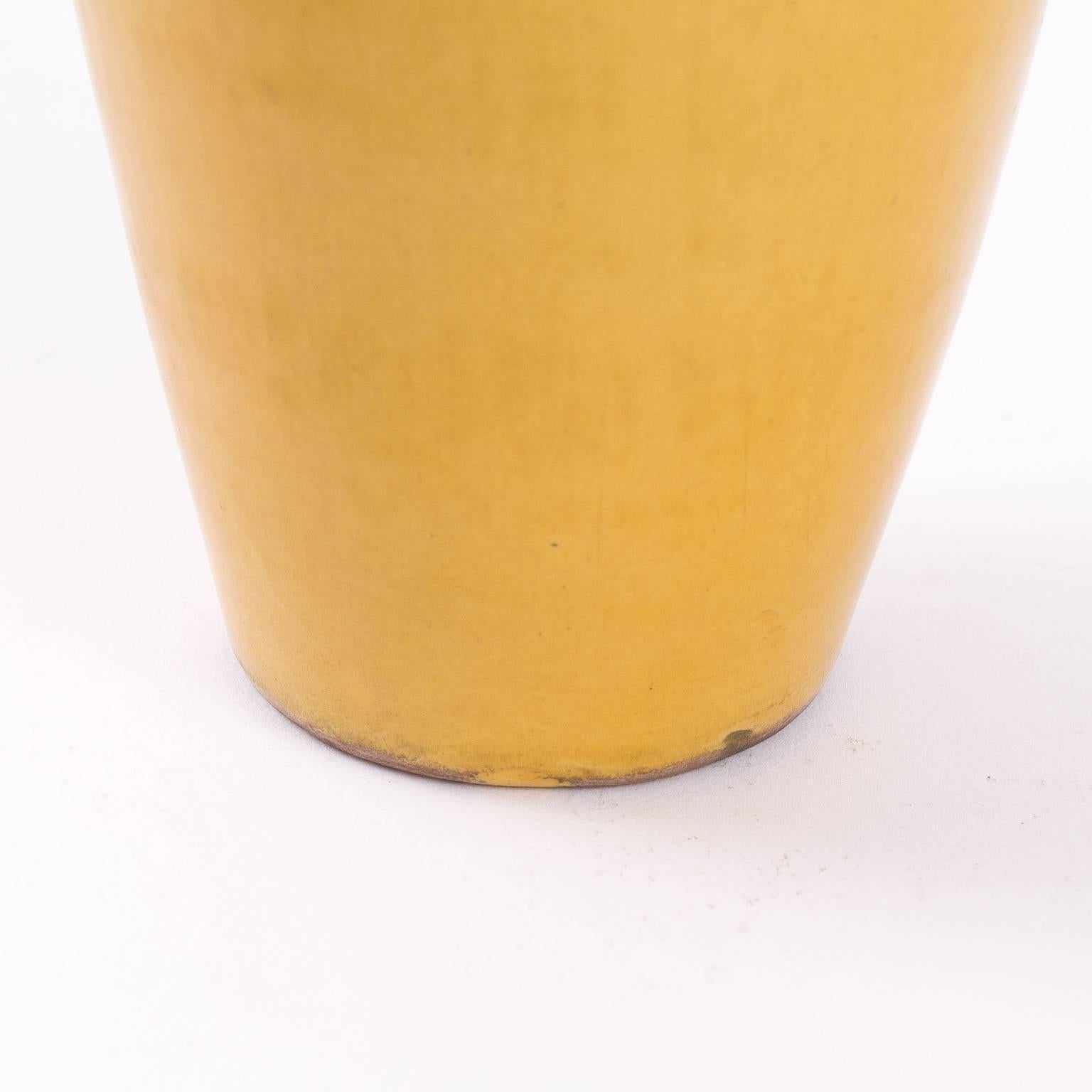 20th Century Vintage Chinese Yellow Vase For Sale