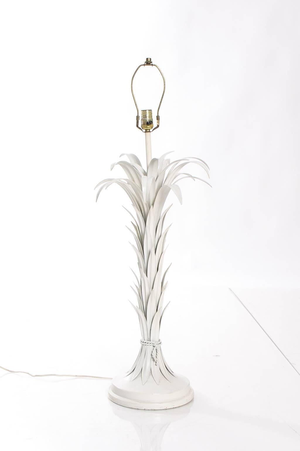 A Mid-Century Italian palm leaf shaped table lamp.
 