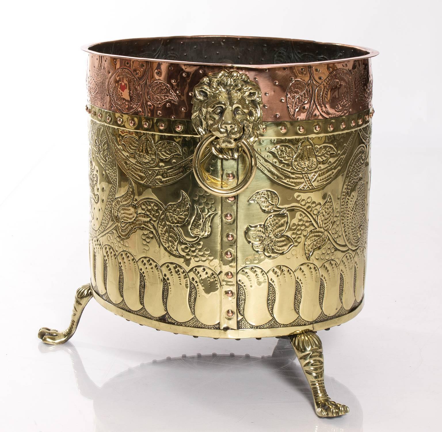 19th Century Brass and Copper Planter In Excellent Condition In Stamford, CT
