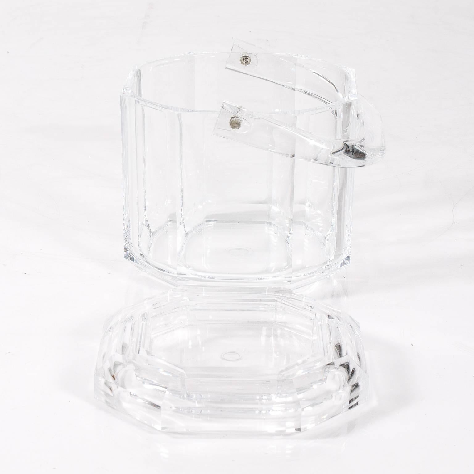 Mid-Century Modern Vintage Lucite Ice Bucket For Sale