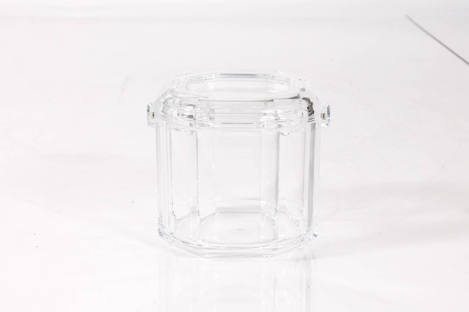 Vintage Lucite Ice Bucket For Sale 2
