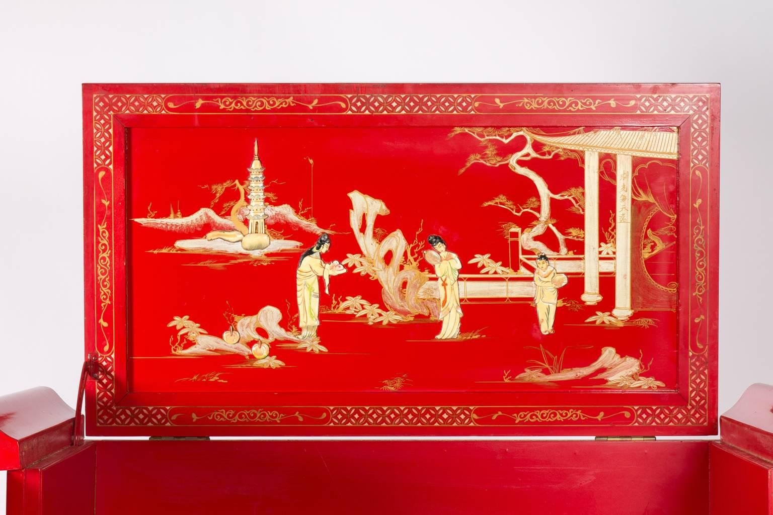 Mid-20th Century Chinoiserie Cabinet 1