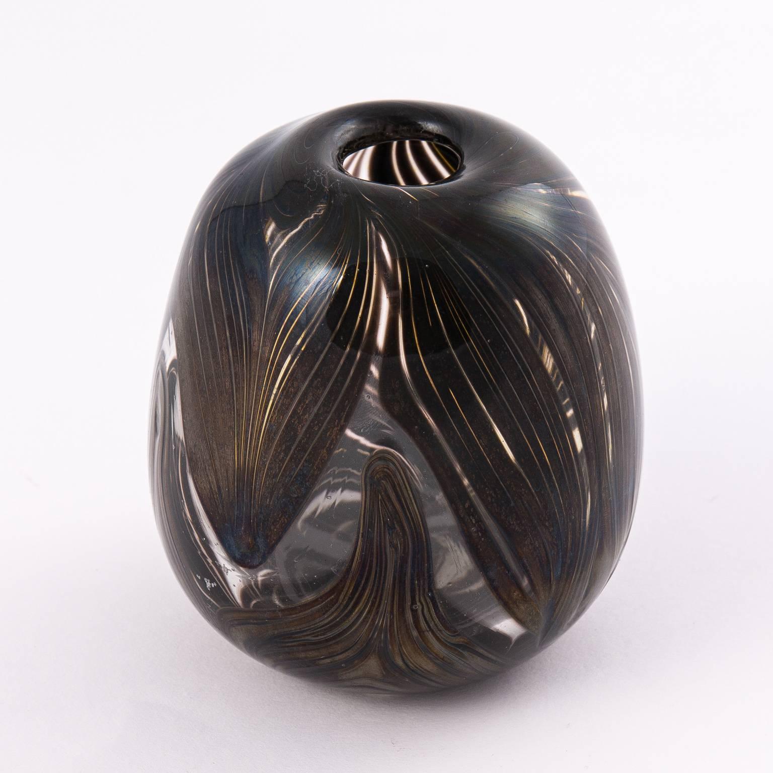 Studio Art Glass Vase For Sale 2