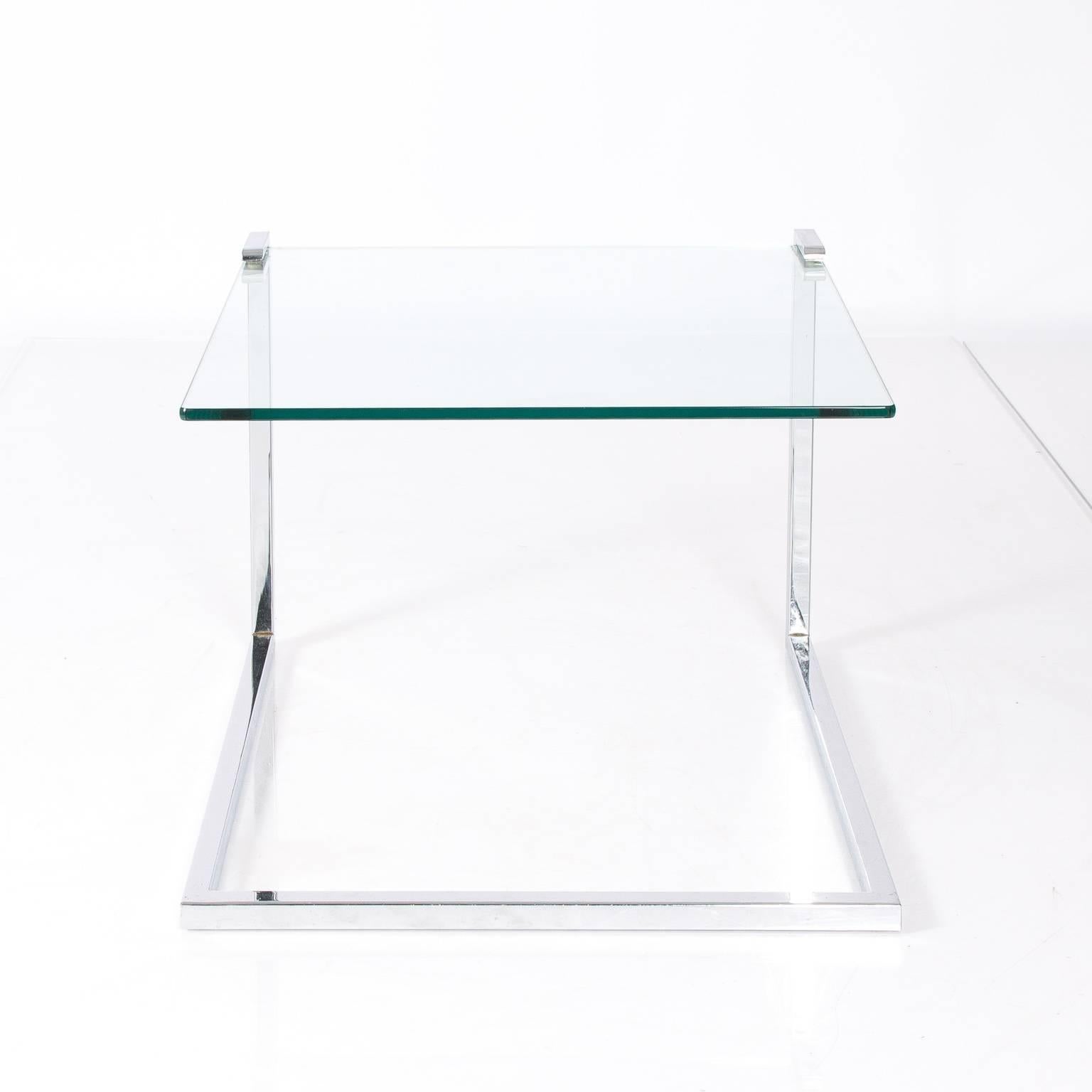 Glass Set of Three Mid-Century Modern Nesting Tables