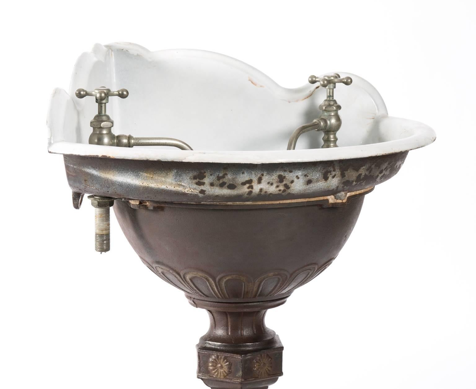 Victorian Cast Iron Corner Sink 1