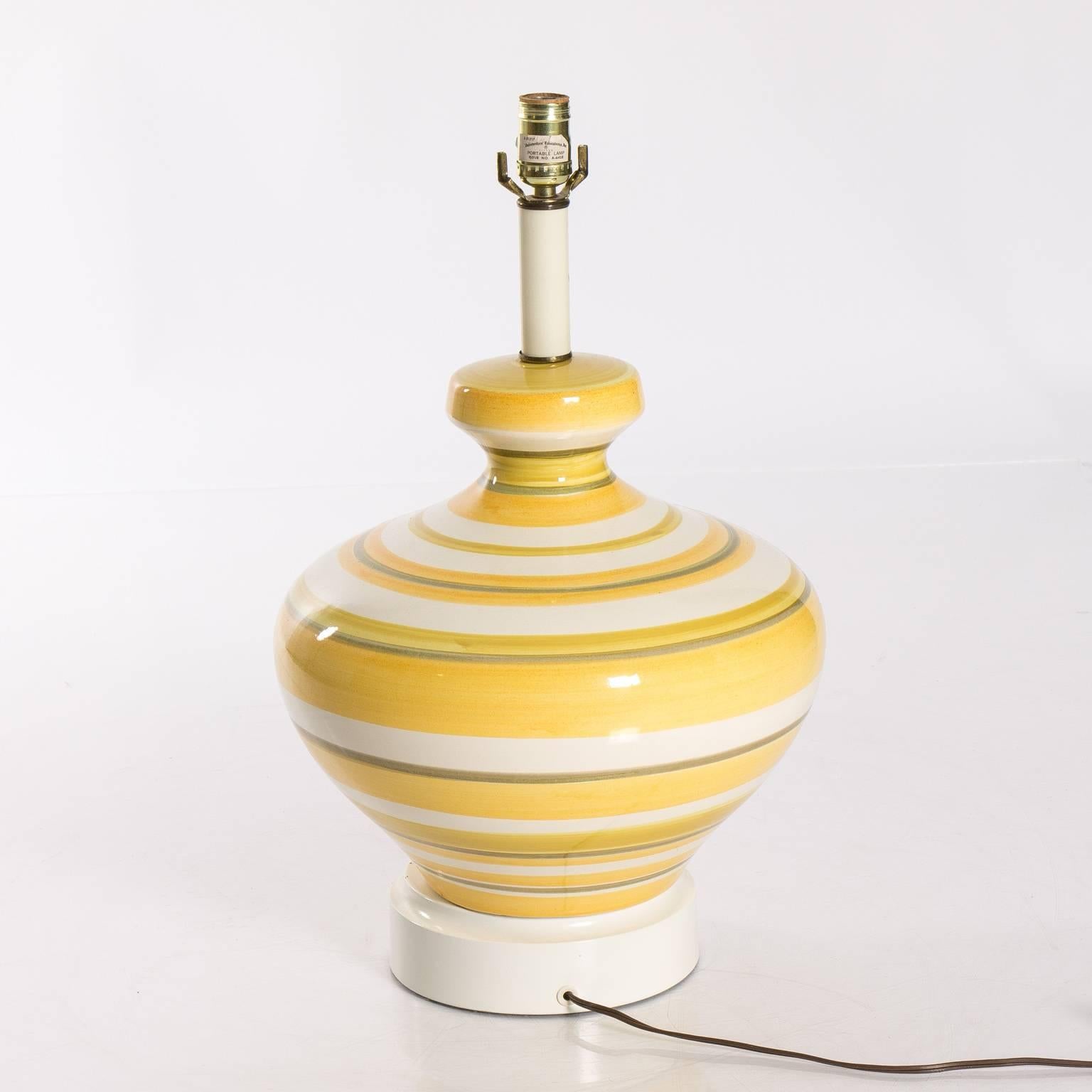 20th Century Pair of Ceramic Yellow and White Table Lamps