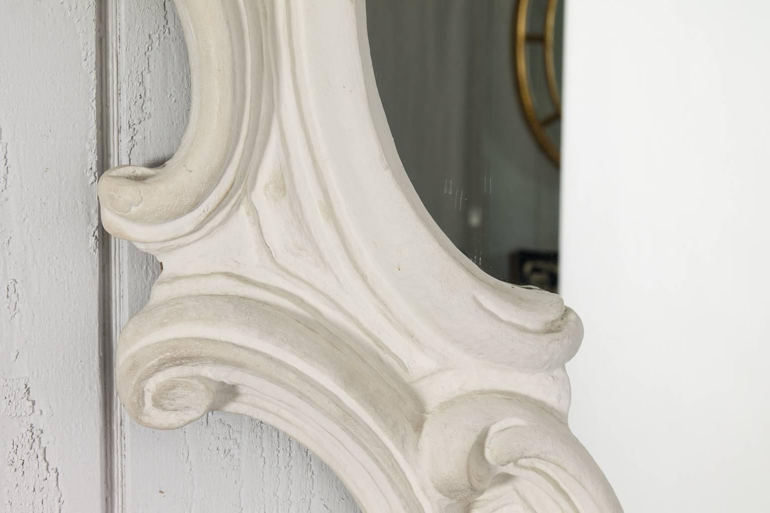 Dorothy Draper Style Baroque Mirror In Good Condition In Stamford, CT