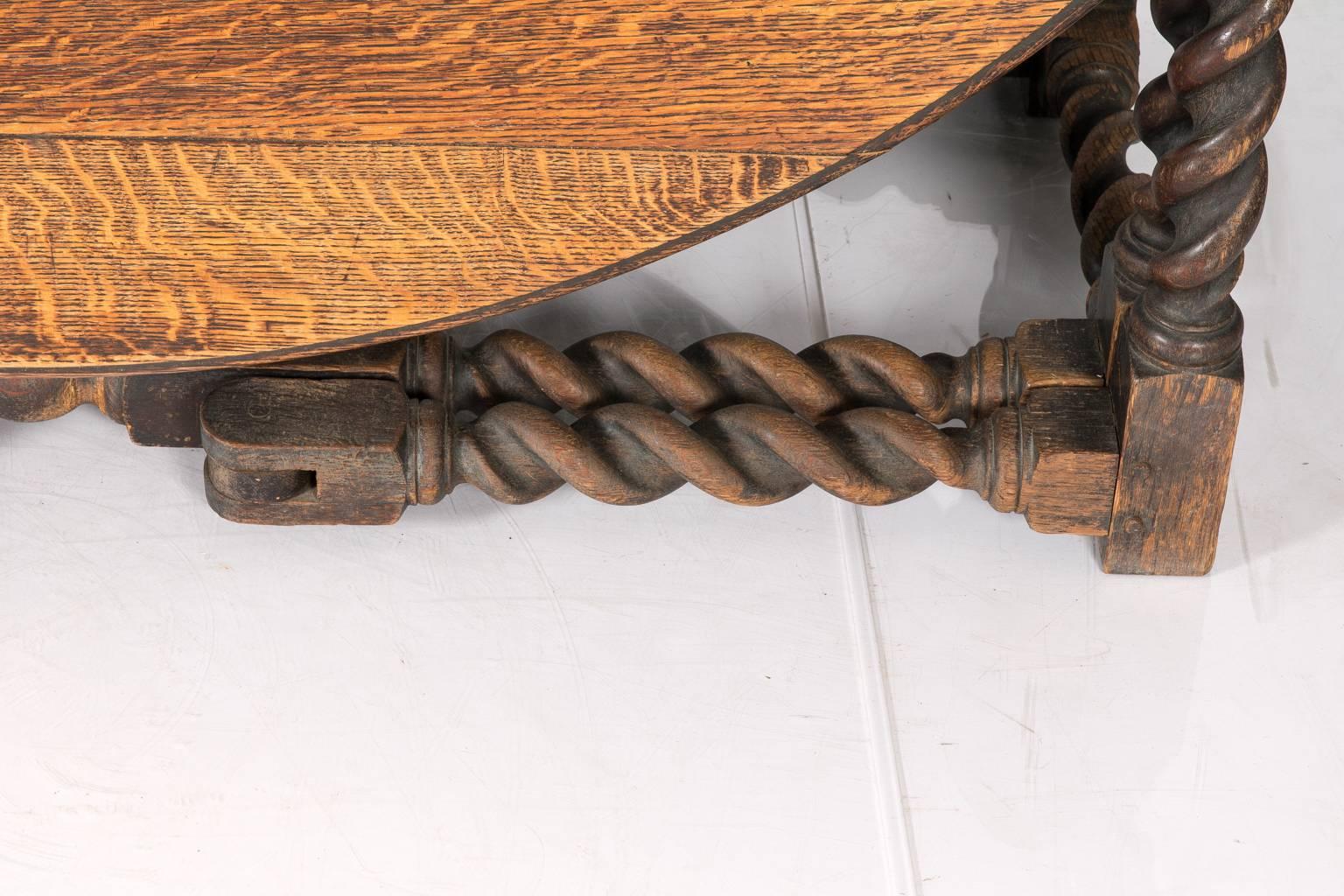 Oak 19th Century Jacobean Gate Leg Table