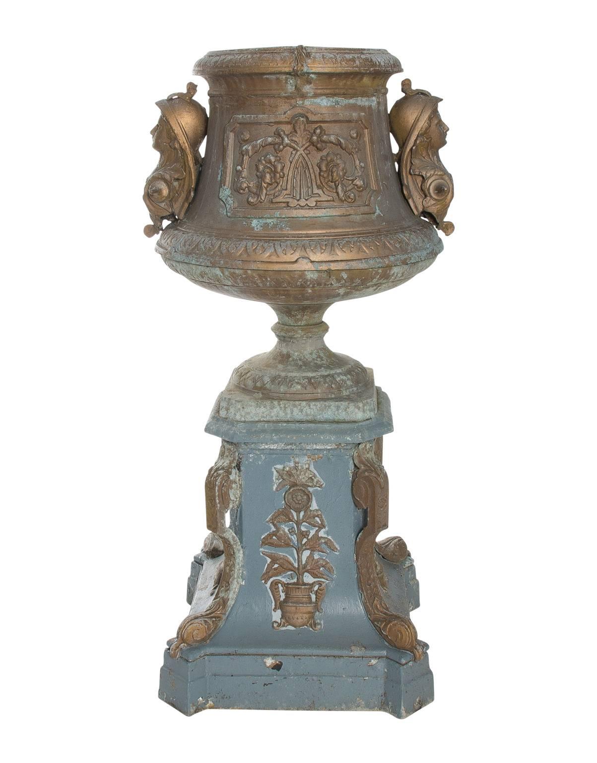 Pair of 1900s, French neoclassical cast iron garden urns.
 