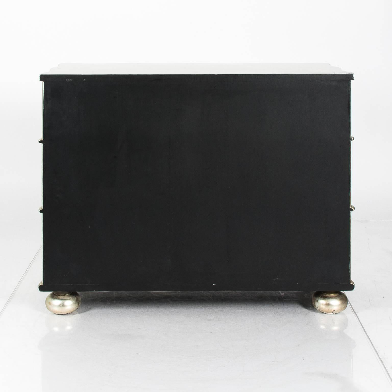 Silver Leaf Chest of Drawers 3
