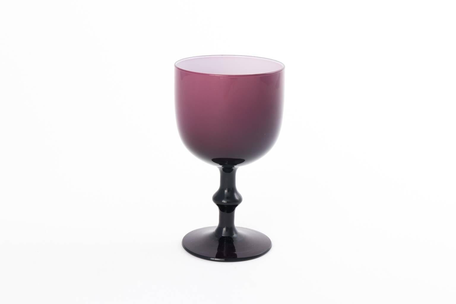 Mid-Century Modern Set of Eight Purple Glass Wine Goblets with Pitcher For Sale