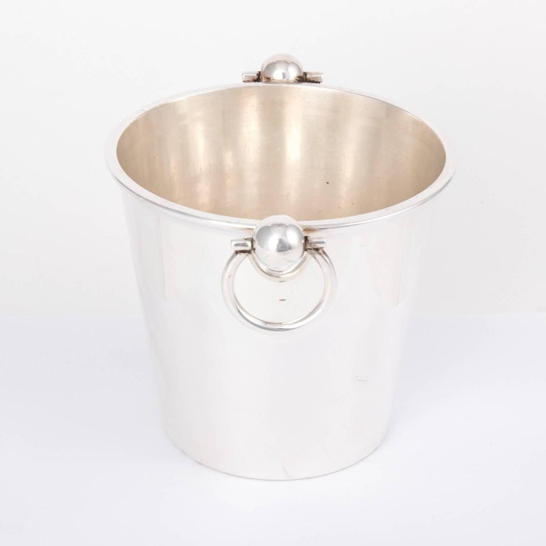 1950s English Silver Plated Ice Bucket For Sale at 1stdibs