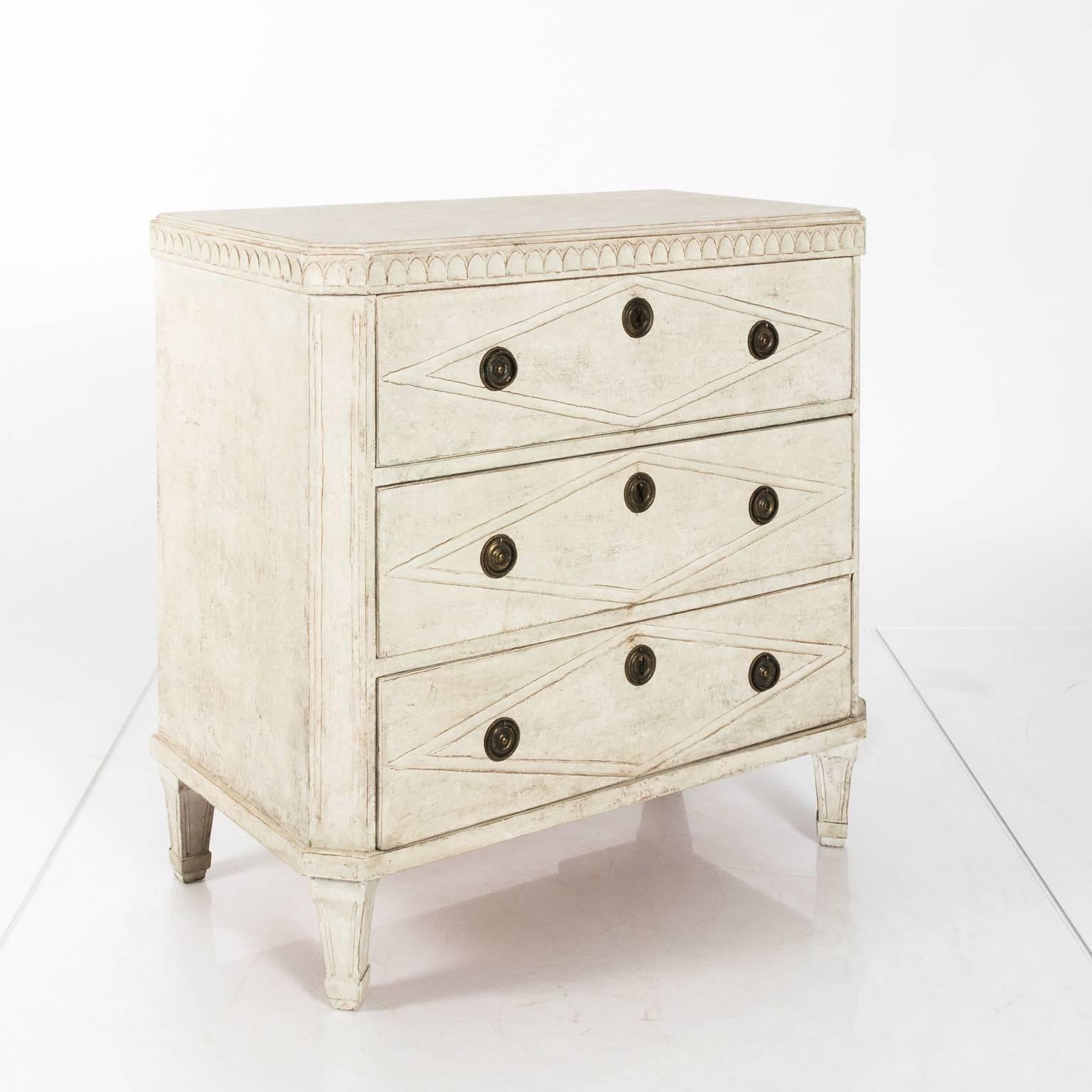 Wood 19th Century Swedish Commode For Sale