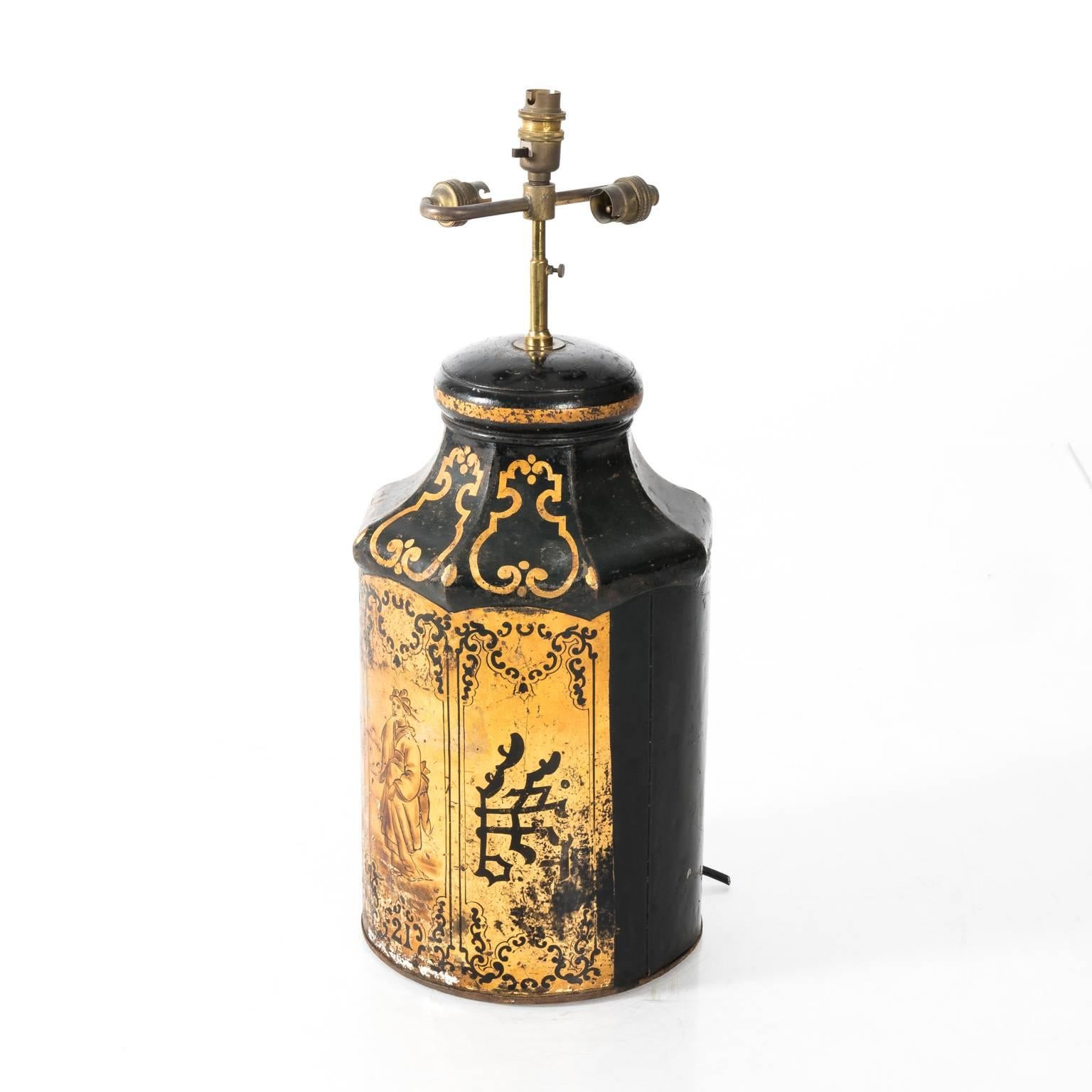 Pair of Chinese tea tin lamps with gold gilt, circa 1870.
 
