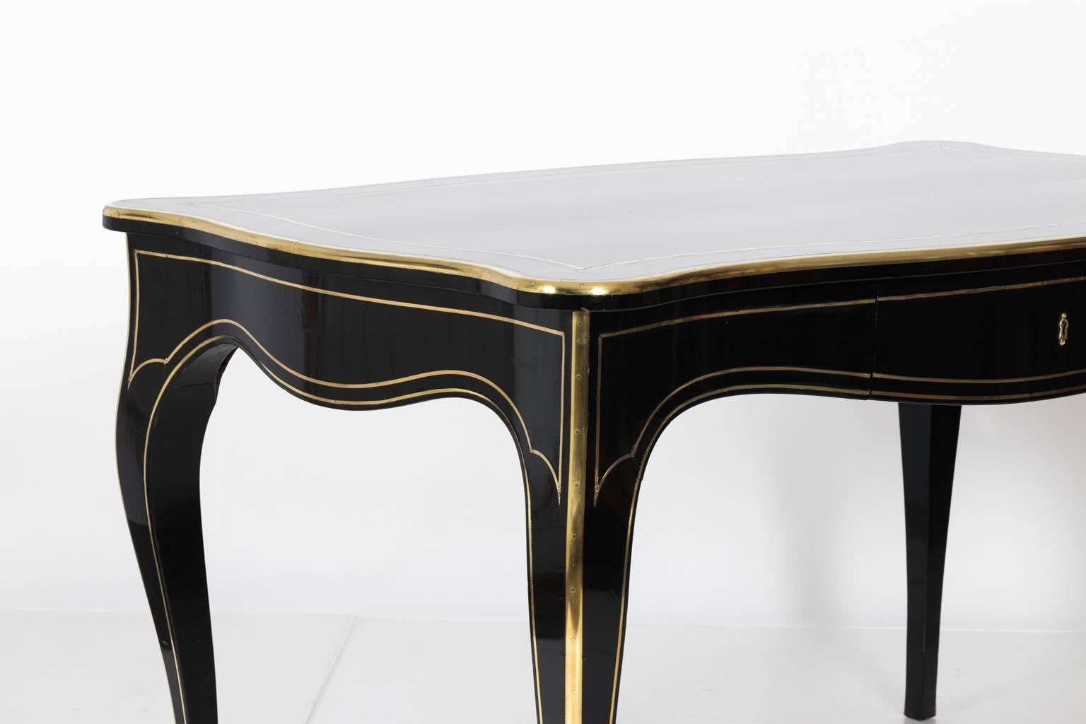 1880s French Black Lacquered Writing Desk 1