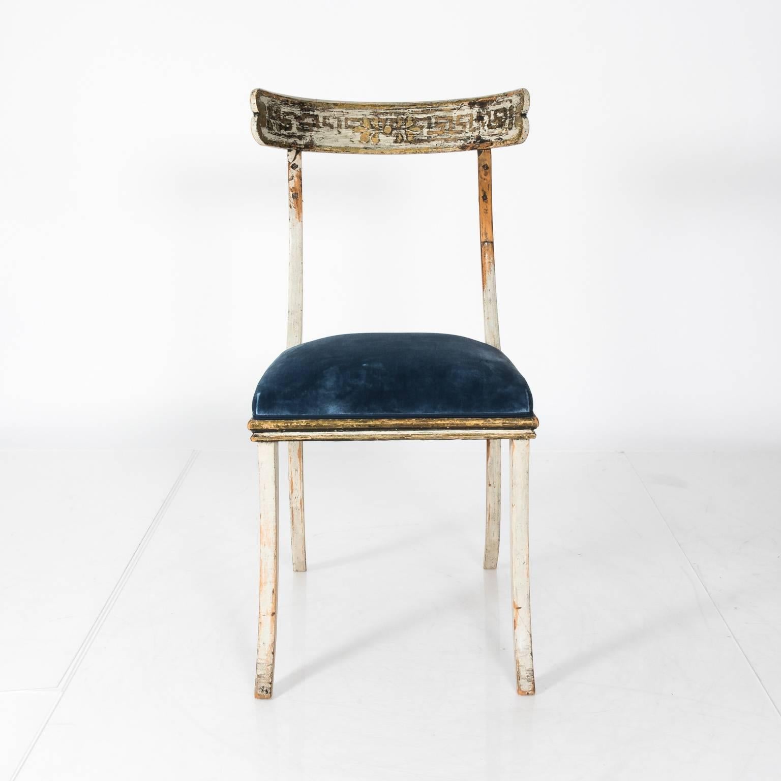 Pair of 19th century Swedish Klismos Chairs 1
