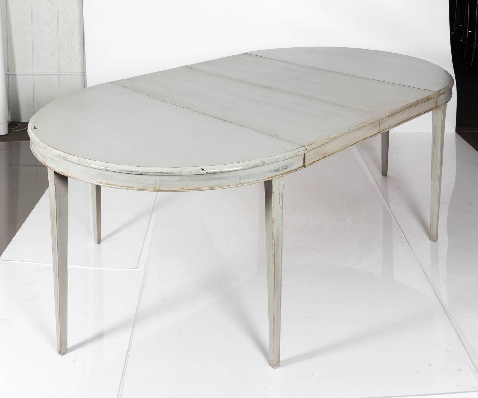 Painted Oval Gustavian Extending Dining Table  1